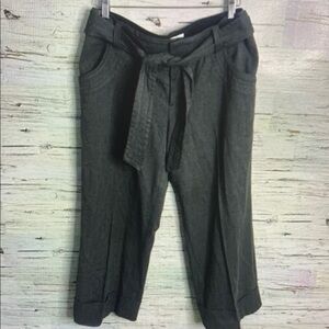 Stylish Black Cropped Pants with Belt